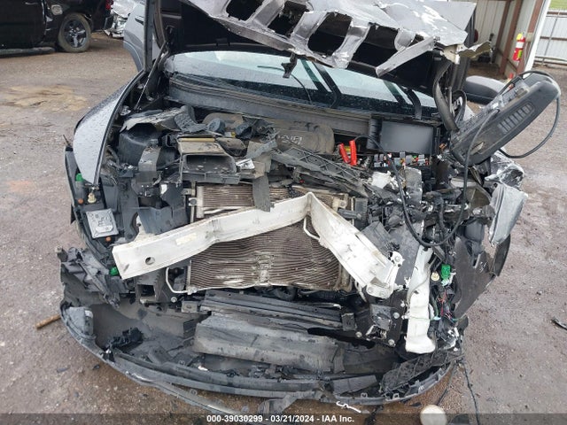 1C4PJLCB2JD557366 Jeep Cherokee Latitude Fwd