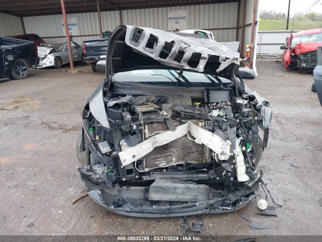 1C4PJLCB2JD557366 Jeep Cherokee Latitude Fwd