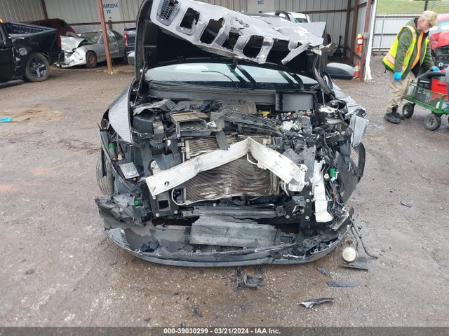 1C4PJLCB2JD557366 Jeep Cherokee Latitude Fwd