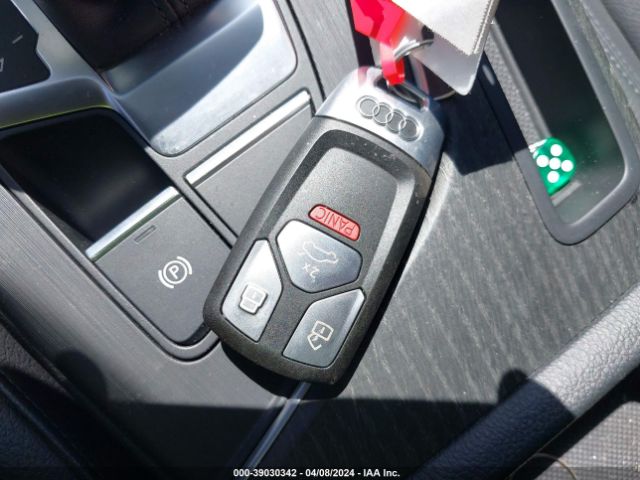 WAUGMAF49KN021757 Audi A4 40 Premium
