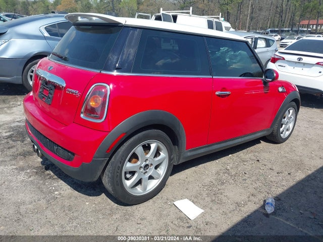 2010 MINI COOPER S WMWMF7C5XATX41446 Photo 3