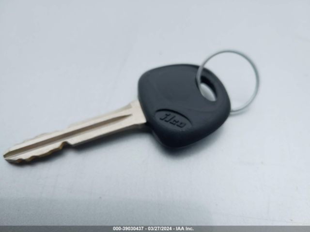 KNAFX4A82E5098960 KIA FORTE EX