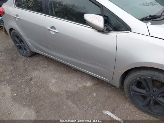 KNAFX4A82E5098960 KIA FORTE EX