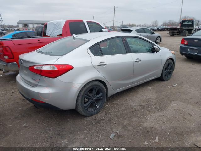 KNAFX4A82E5098960 KIA FORTE EX