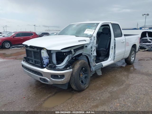 1C6RREBG7NN382839 RAM 1500 Lone Star Quad Cab 4x2 6'4 Box