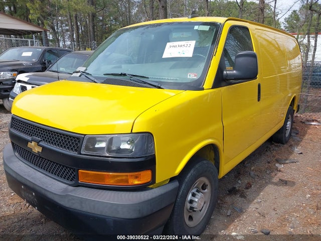 Chevrolet Express 2500 Work Van 2019 1GCWGAFP9K1335738 Image 2