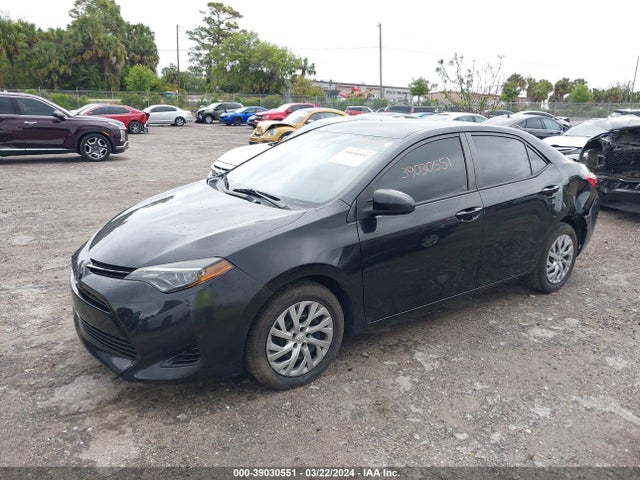 Toyota COROLLA LE 2017 5YFBURHE1HP659515 Image 2