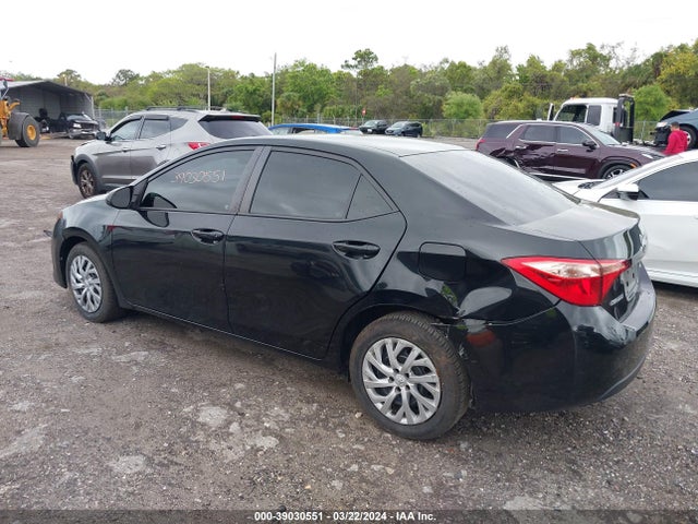 Toyota COROLLA LE 2017 5YFBURHE1HP659515 Image 3