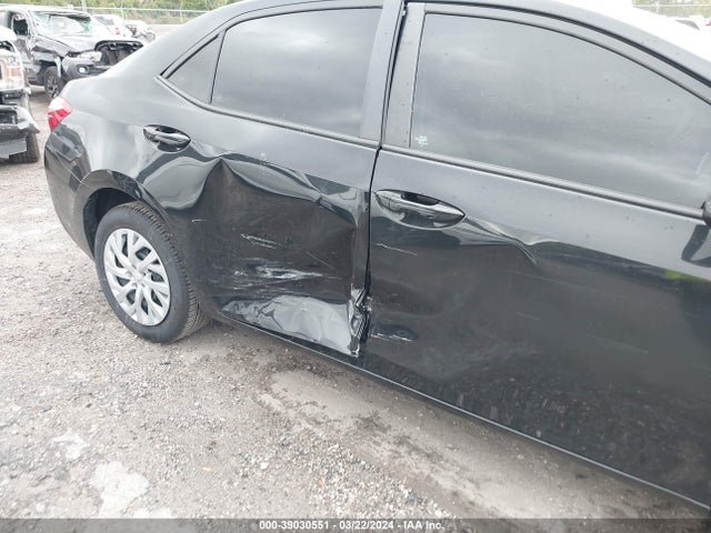 Toyota COROLLA LE 2017 5YFBURHE1HP659515 Image 6