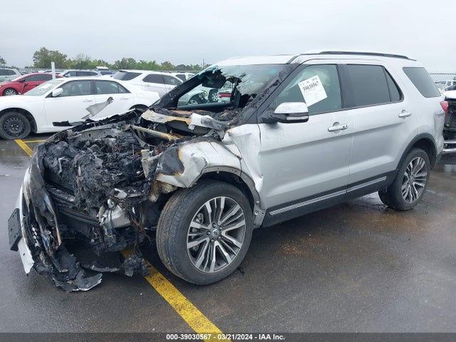 Ford Explorer Platinum 2016 1FM5K8HT3GGD01940 Image 2