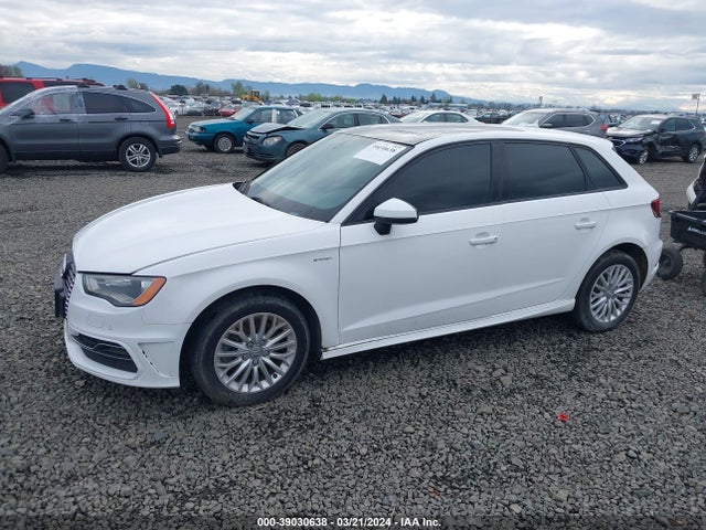 WAUVPBFF4GA093552 Audi A3 E-tron 1.4t Premium