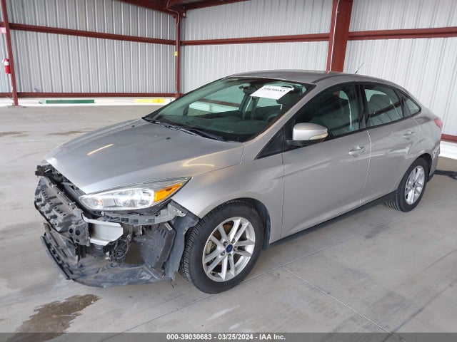 Ford FOCUS SE 2017 1FADP3F26HL271524 Image 2