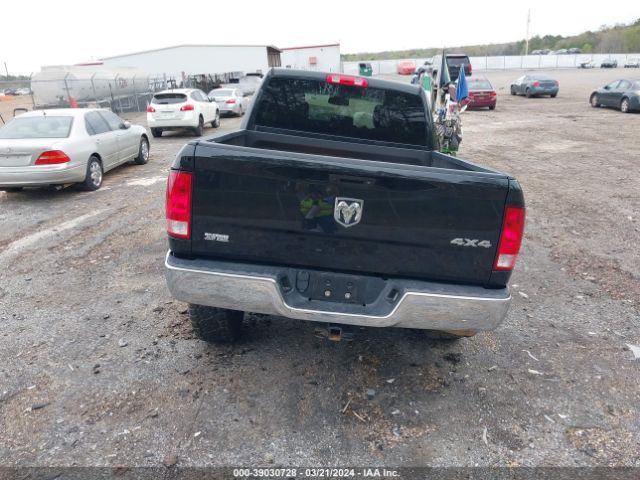 1C6RR7FT4JS332172 RAM 1500 Tradesman Quad Cab 4x4 6'4 Box