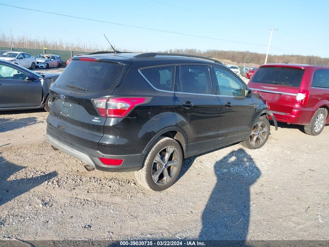 Ford ESCAPE SE 2017 1FMCU9GD8HUA35318 Image 4