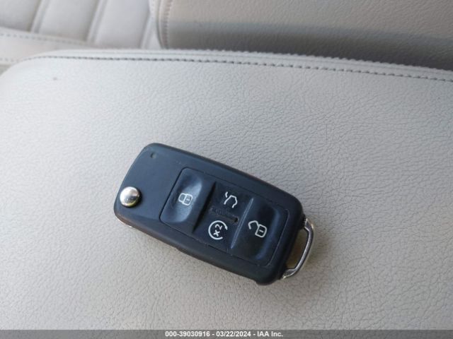 1VWCN7A38EC076665 Volkswagen Passat 2.0l Tdi Sel Premium