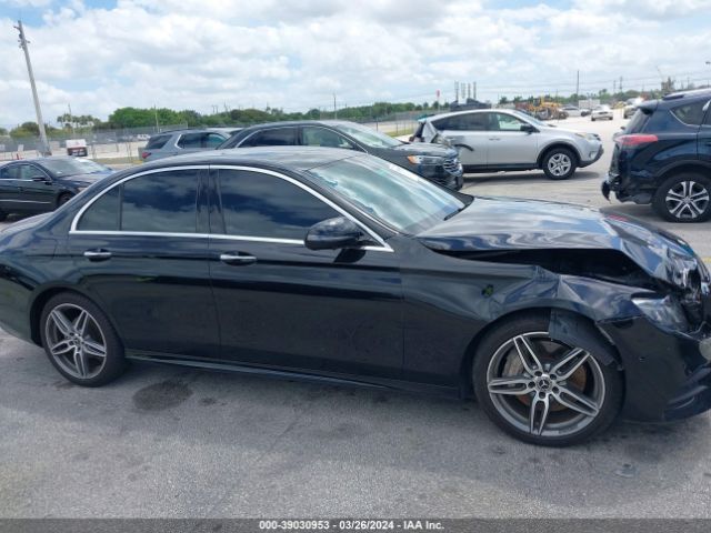 WDDZF4JB0KA516505 Mercedes-Benz E 300