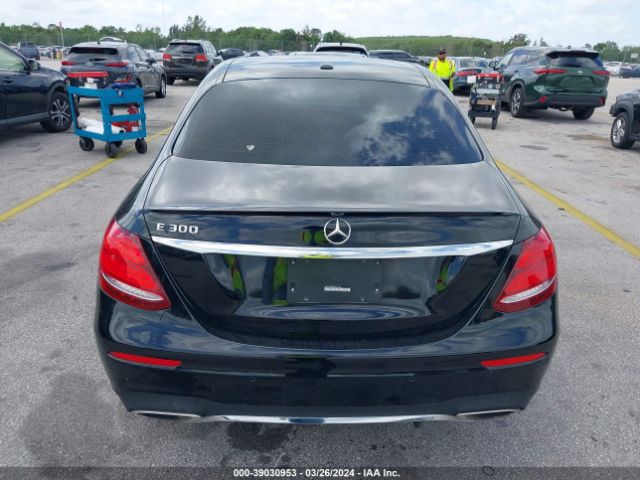 WDDZF4JB0KA516505 Mercedes-Benz E 300