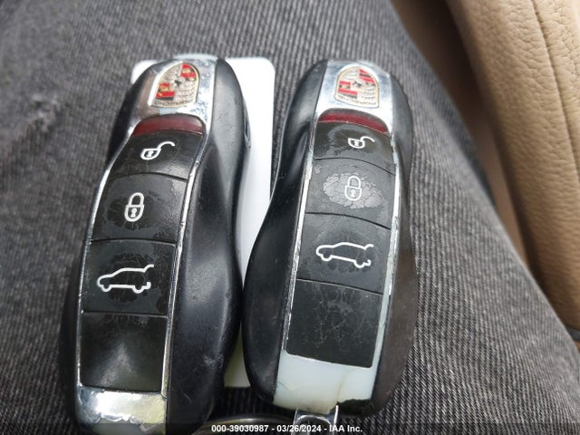 2013 PORSCHE CAYENNE WP1AA2A27DLA07012 Photo 10