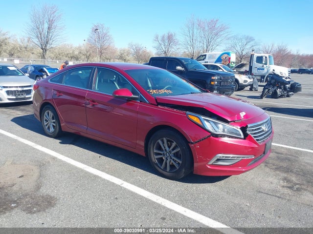 Hyundai SONATA SE 2015 5NPE24AF4FH165524 Image 1