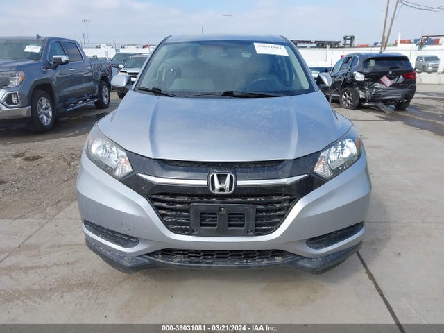 Honda HR-V LX 2018 3CZRU5H35JM715484 Image 12