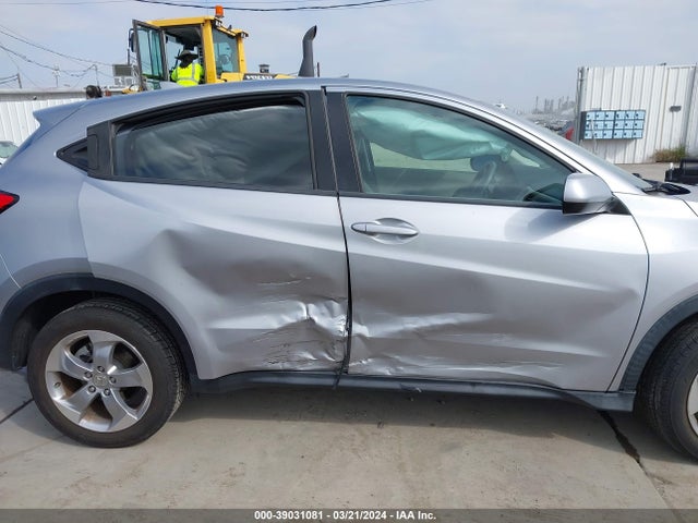 Honda HR-V LX 2018 3CZRU5H35JM715484 Image 13