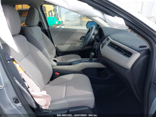 Honda HR-V LX 2018 3CZRU5H35JM715484 Image 5