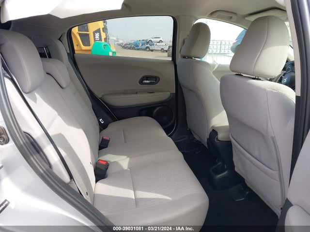 Honda HR-V LX 2018 3CZRU5H35JM715484 Image 8