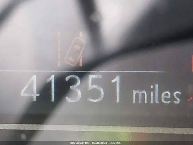JTHY3JBH9K2018103 Lexus UX 200