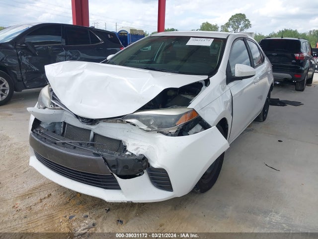 Toyota COROLLA LE 2015 2T1BURHEXFC463697 Image 2