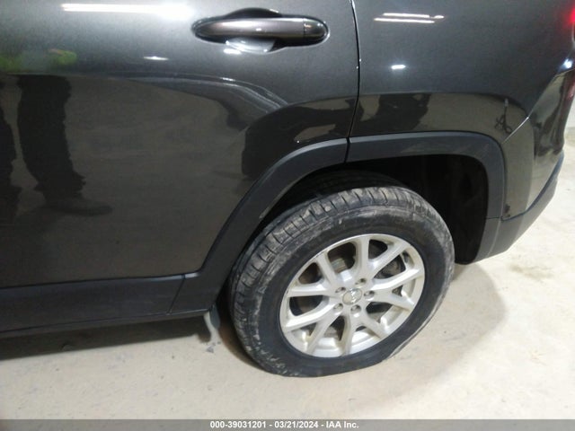 Jeep Cherokee Latitude 2016 1C4PJMCB8GW284842 Image 13