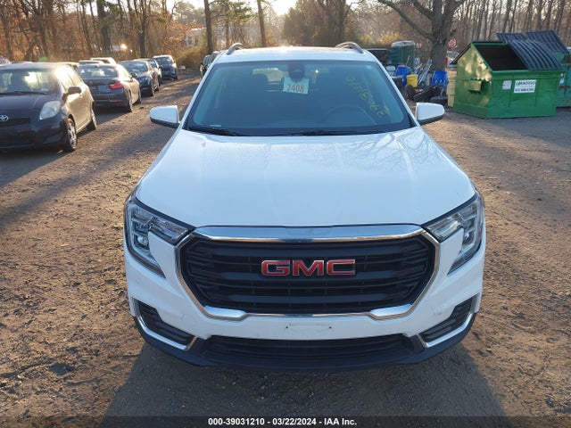 3GKALMEV8NL104581 GMC Terrain Fwd Sle