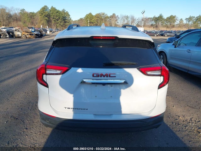 3GKALMEV8NL104581 GMC Terrain Fwd Sle