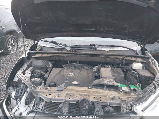 Toyota Highlander Le Plus 2019 5TDZZRFH4KS293755 Image 10