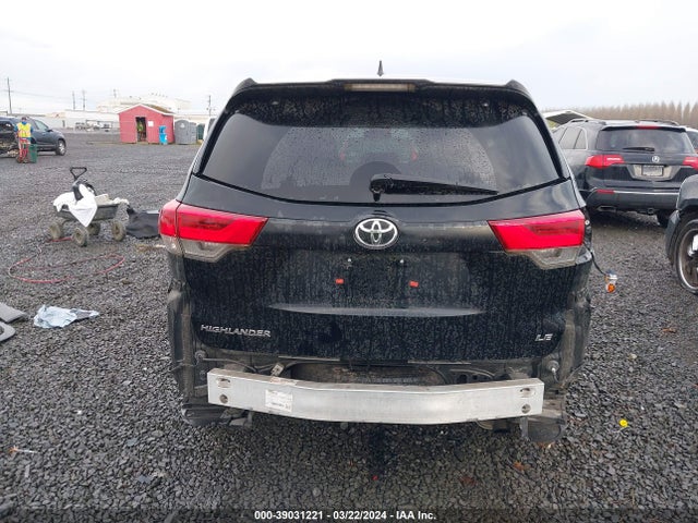 Toyota Highlander Le Plus 2019 5TDZZRFH4KS293755 Image 17