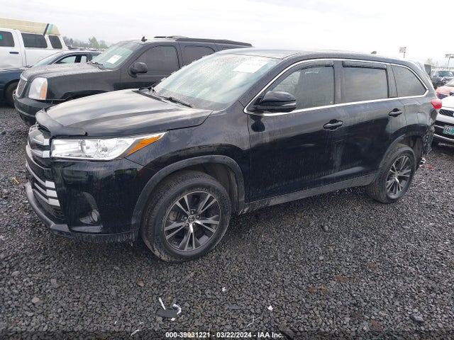 Toyota Highlander Le Plus 2019 5TDZZRFH4KS293755 Image 2