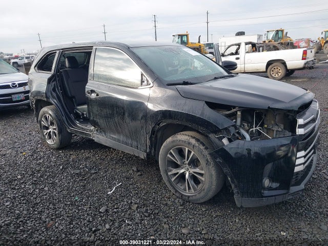 Toyota Highlander Le Plus 2019 5TDZZRFH4KS293755 Image 6
