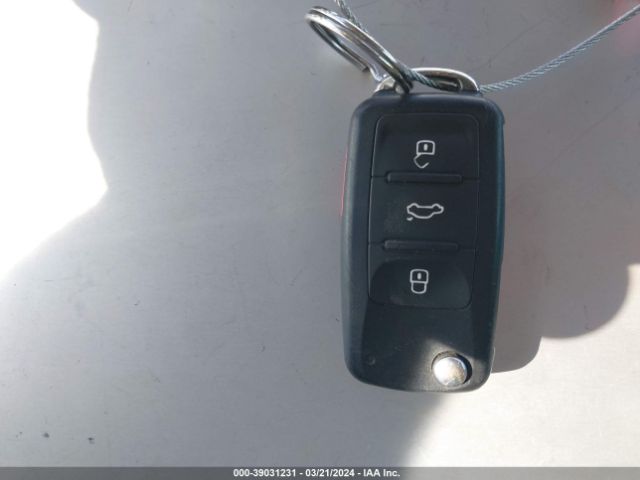 3VWD17AJ0FM334627 Volkswagen Jetta 1.8t Se