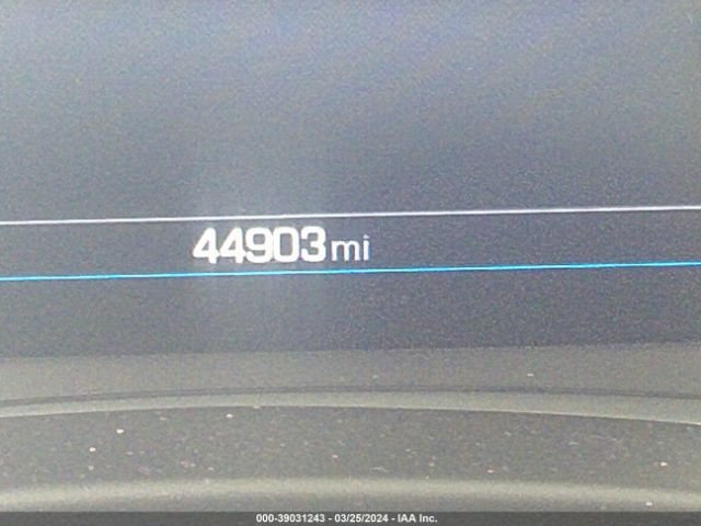 3GNAXUEV8KL207521 Chevrolet EQUINOX LT