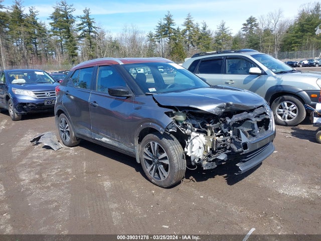 2018 3N1CP5CU7JL516352 главное изображение