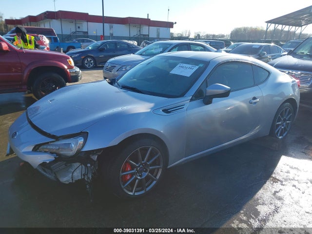 Subaru Brz Limited 2020 JF1ZCAC16L9702824 Image 2