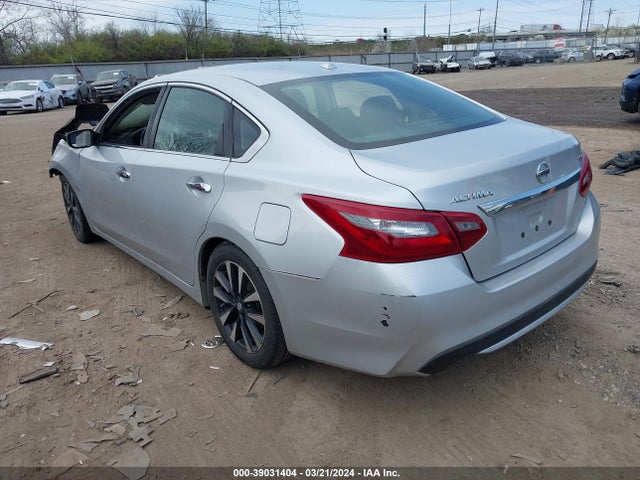 Nissan Altima 2.5 Sv 2018 1N4AL3AP7JC210898 Image 3