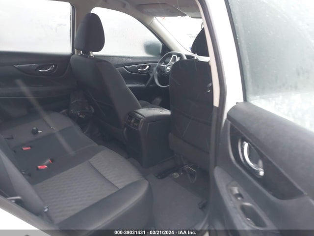 Nissan ROGUE S 2018 KNMAT2MT8JP557923 Image 8