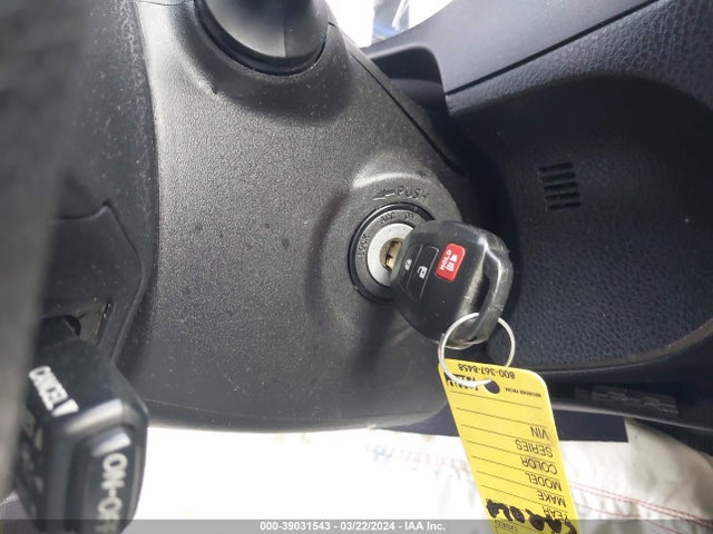 Toyota COROLLA LE 2018 5YFBURHE8JP762520 Image 11