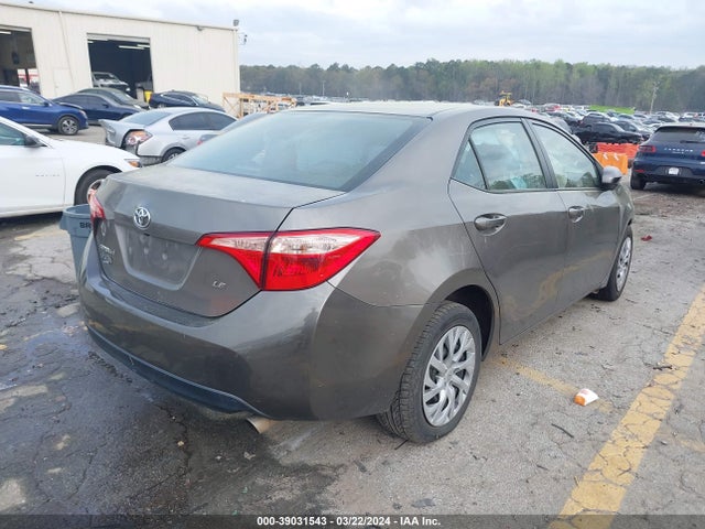 Toyota COROLLA LE 2018 5YFBURHE8JP762520 Image 4