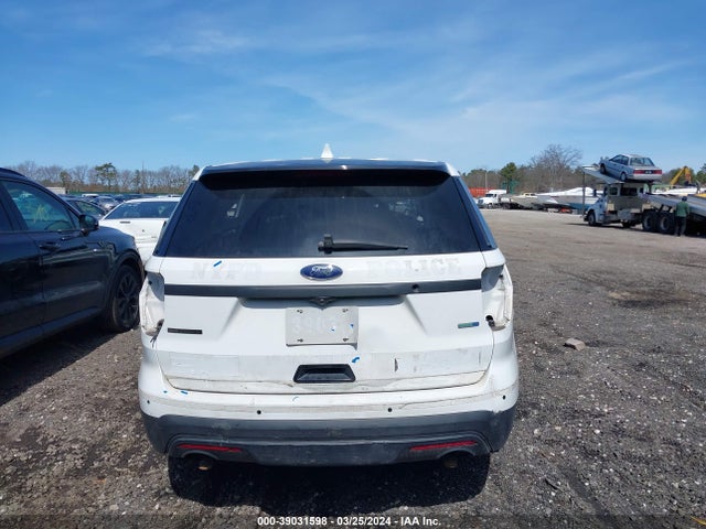 Ford Utility Police Interceptor 2017 1FM5K8AR4HGB40739 Image 16