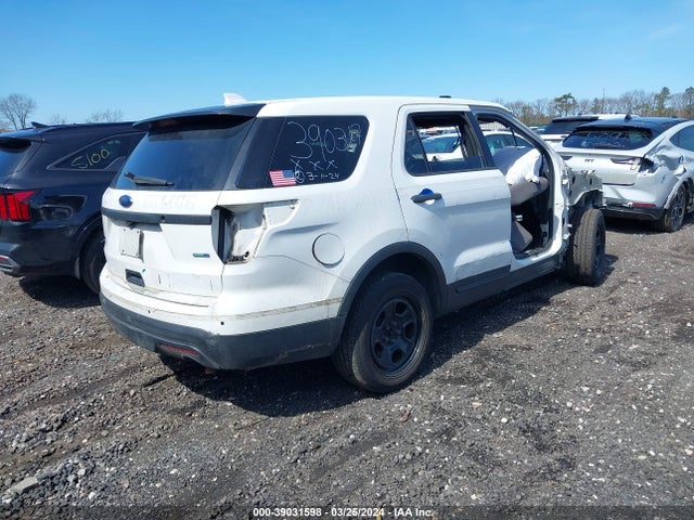 Ford Utility Police Interceptor 2017 1FM5K8AR4HGB40739 Image 4
