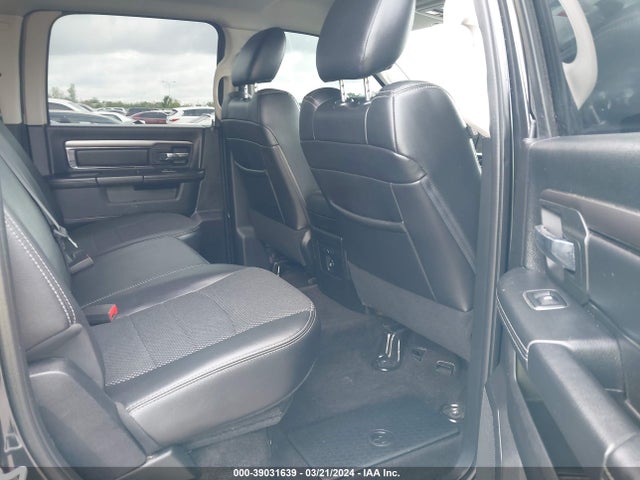 RAM 1500 Night  4x4 5'7 Box 2017 1C6RR7MT7HS743529 Image 8