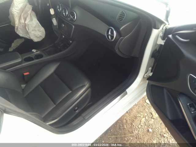 WDDSJ4EB8EN034808 Mercedes-Benz CLA 250