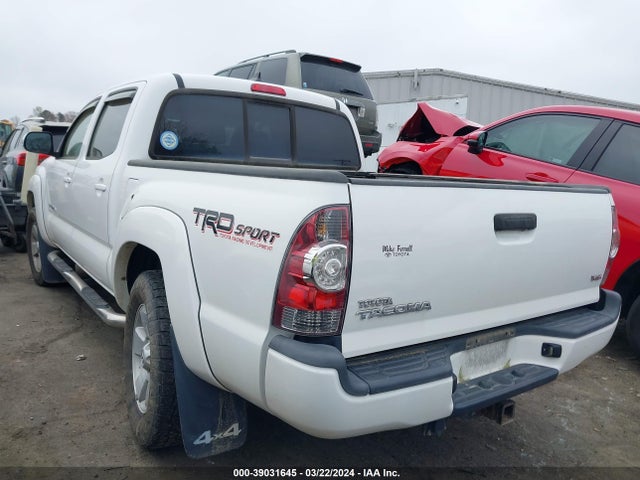 Toyota Tacoma Base V6 2014 3TMLU4ENXEM134662 Image 3