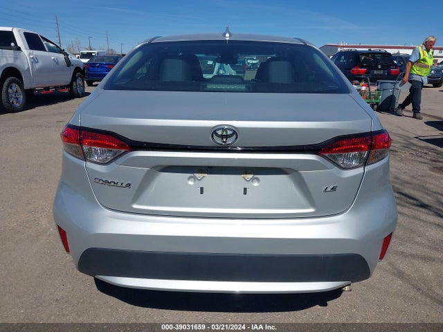 Toyota COROLLA LE 2022 5YFEPMAE9NP317923 Image 16